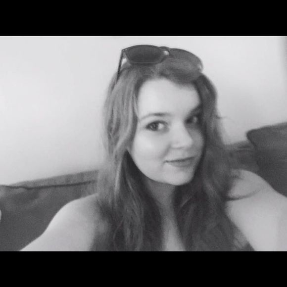 Meet your Posher, Lilly - Picture 1 of 1